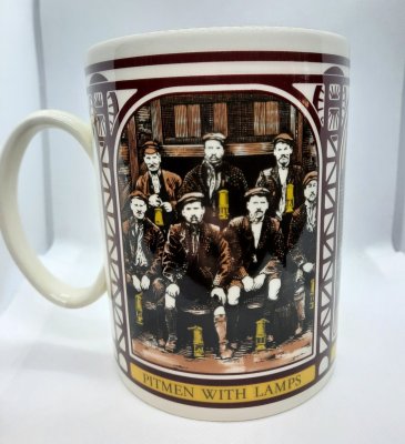 Wedgwood Commemorative mug. Sir Humphrey Davy 1778-1978.