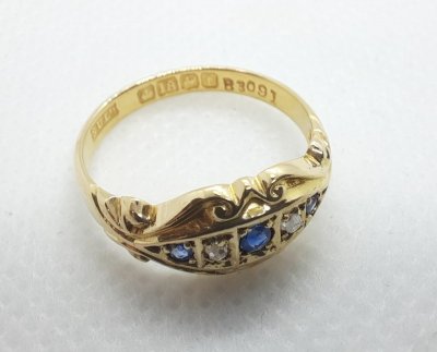 Gold Sapphire & Diamond set Ladies Ring
